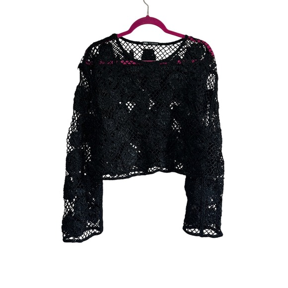 Zara Tops - Zara Black Crochet Floral Open Knit Long Sleeve Crop Top‎ Festival Burning Man